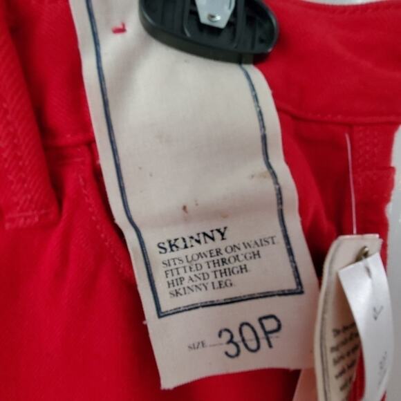 NEW BANANA republic size 30p petite red skinny jeans - Picture 2 of 8